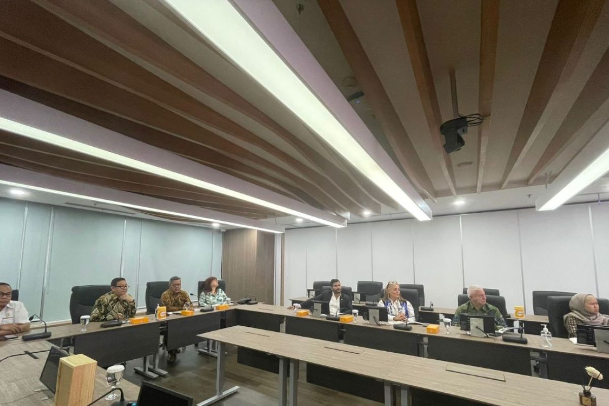 OIKN memperkenalkan prospek penyetoran modal IKN Nusantara ke delegasi Yunani