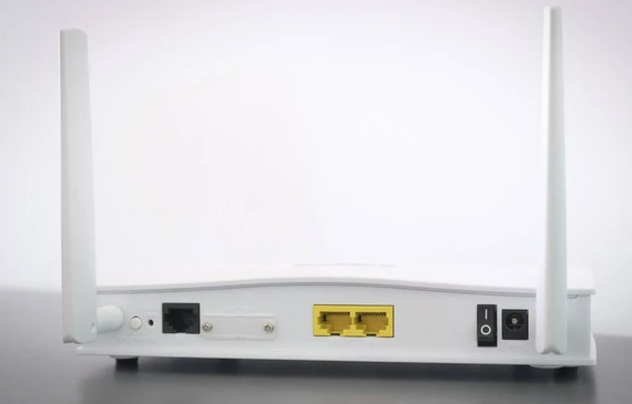 Kenyang Kena PHP Provider WiFi Lama Akhirnya Saya Pasang Internet 100 Mbps di Rumah Sukajadi Buat Pemuas Semua Orang